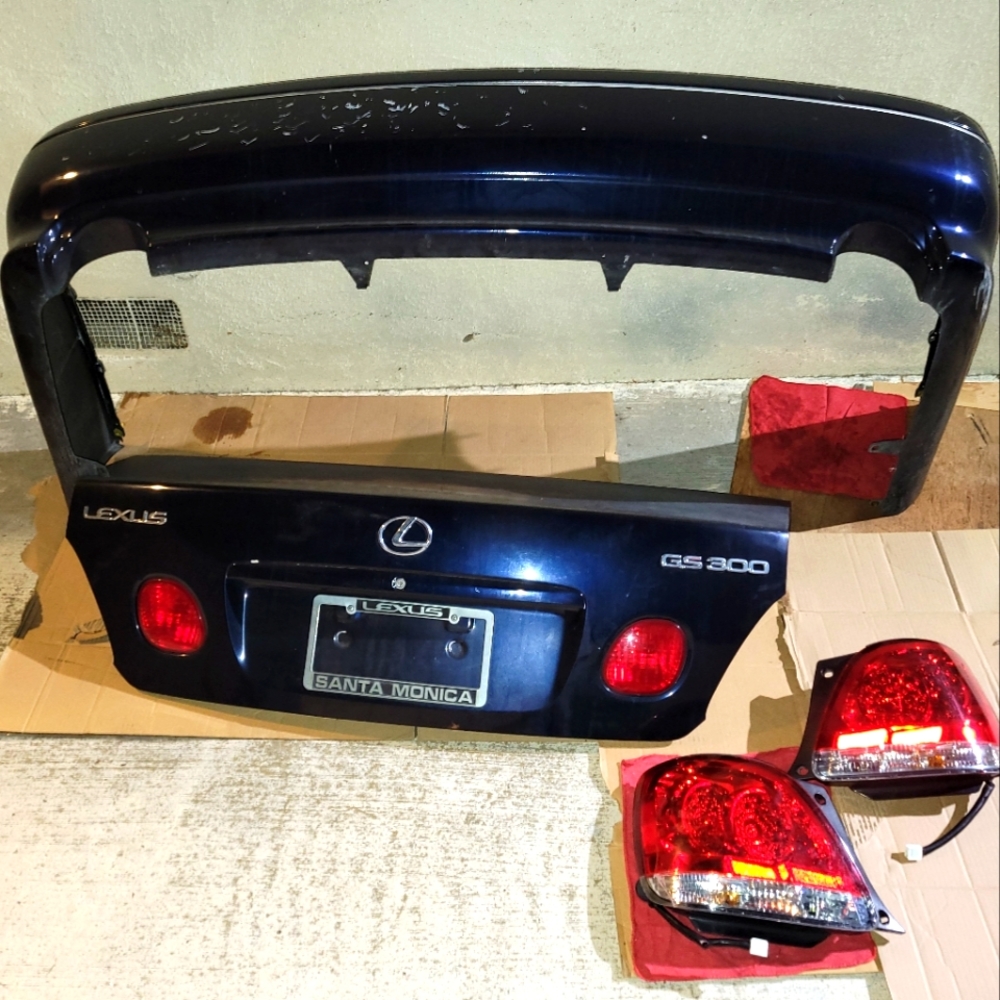 2004 GS300 Rear Bumper, Trunk, Taillights